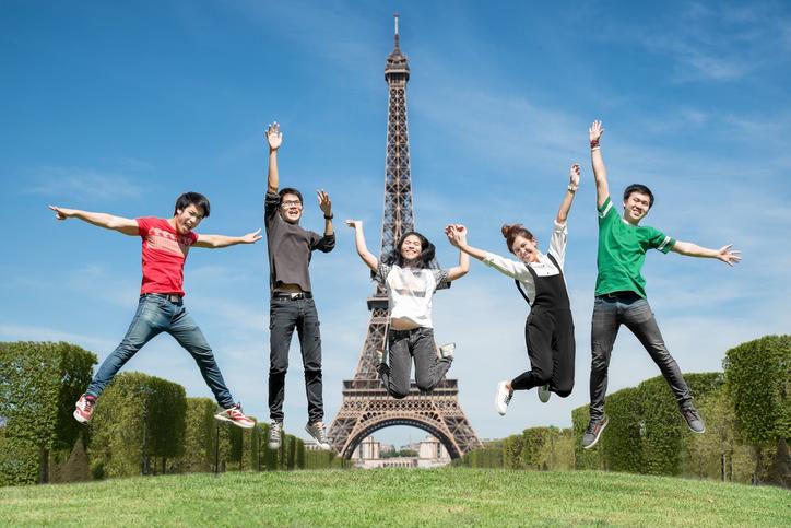 étudiants Tour Eiffel